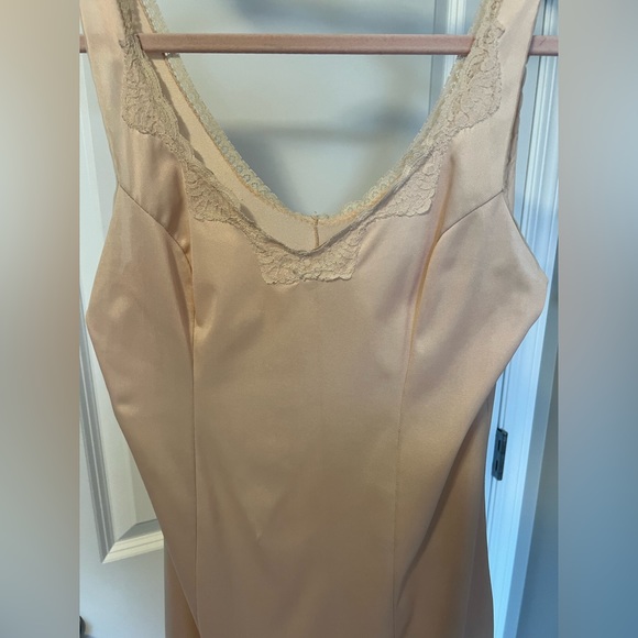 Babydoll pink slip dress - Picture 3 of 3